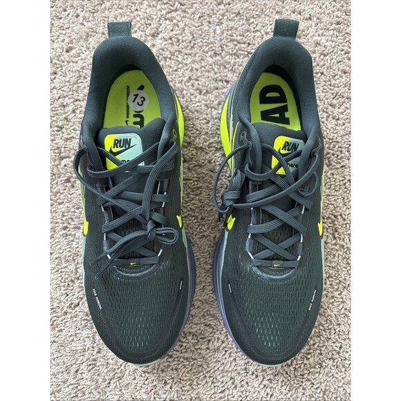 Nike Vomero 18 Extra Wide Running Shoes Volt Green Black IF0514-300 Men Size 13